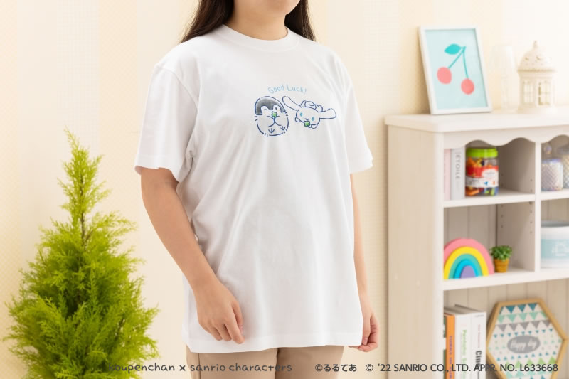 コウペンちゃん×サンリオキャラクターズ Tシャツ(シナモロール)