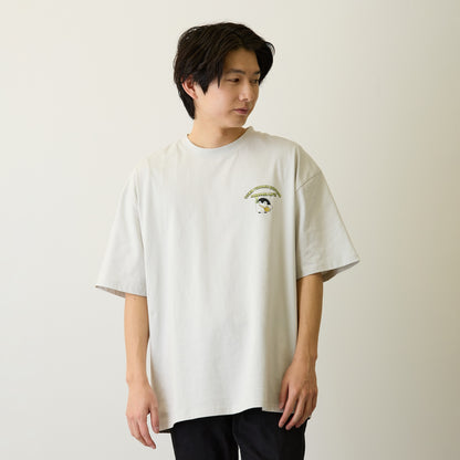 TV anime “Koupen-chan”Commuting, attending school, business trips, Hanamaru life! Big Silhouette T-shirt Crowded Train Gray