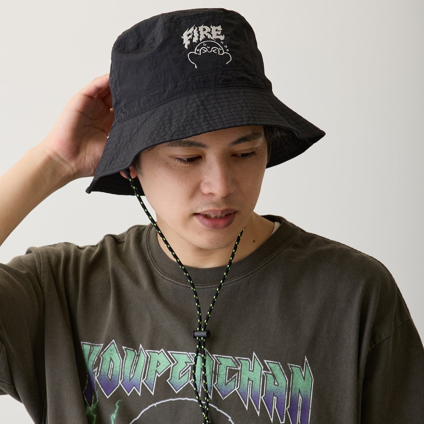 点赞鹅 T恤ROCK KOUPENCHAN Sumi