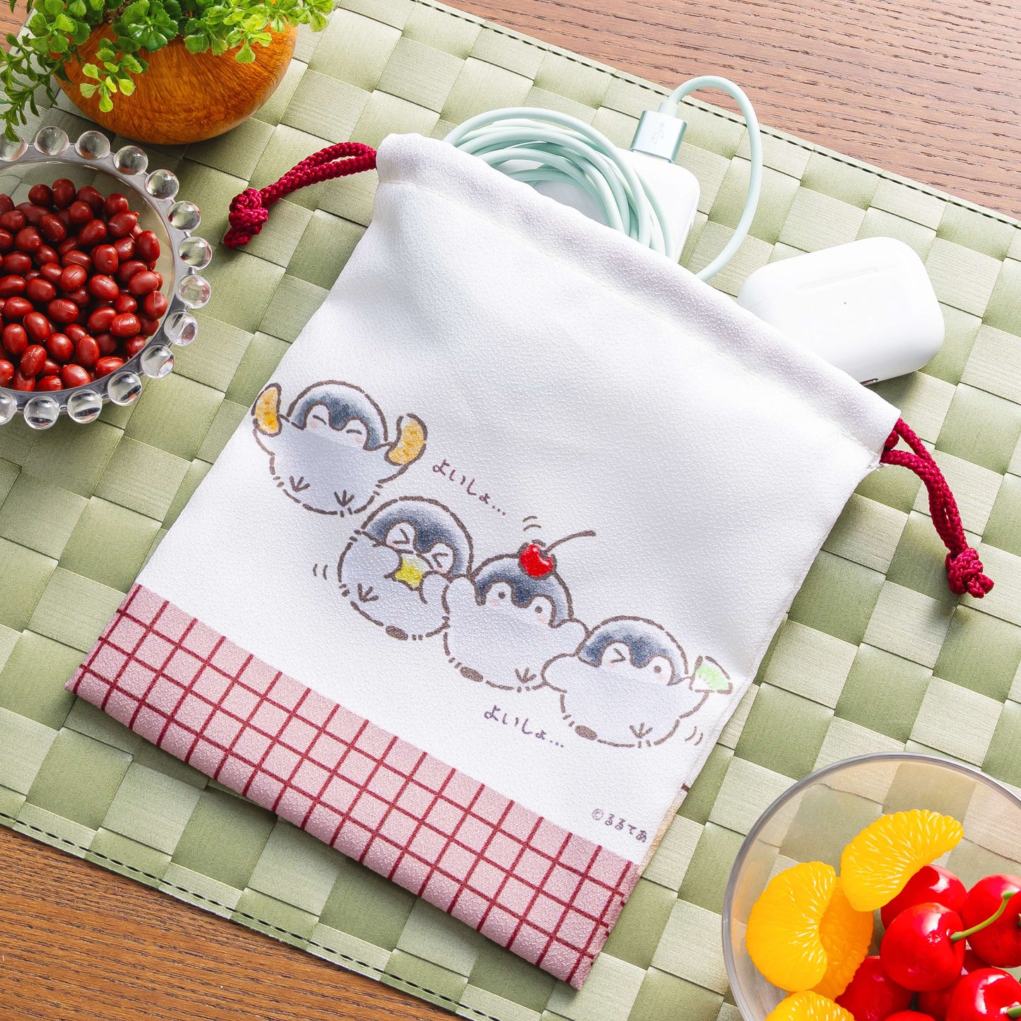 Koupen-chan Hanamaru Anmitsu Shop Medium-sized Drawstring Pouch