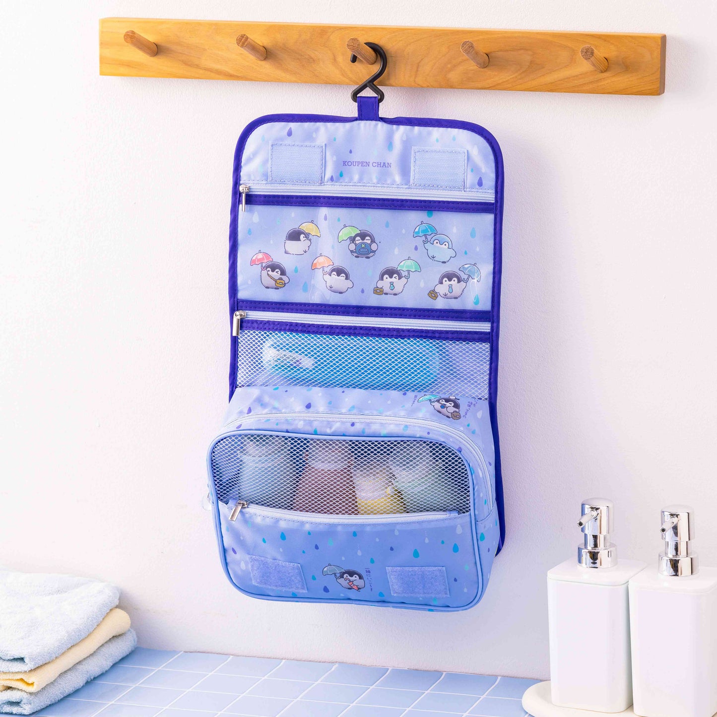 애니메이션 “Koupen-chan,코우펜짱,点赞鹅,正能量企鵝통학도 출장도 하나마루 라이프! 여행에 편리한 행잉파우치