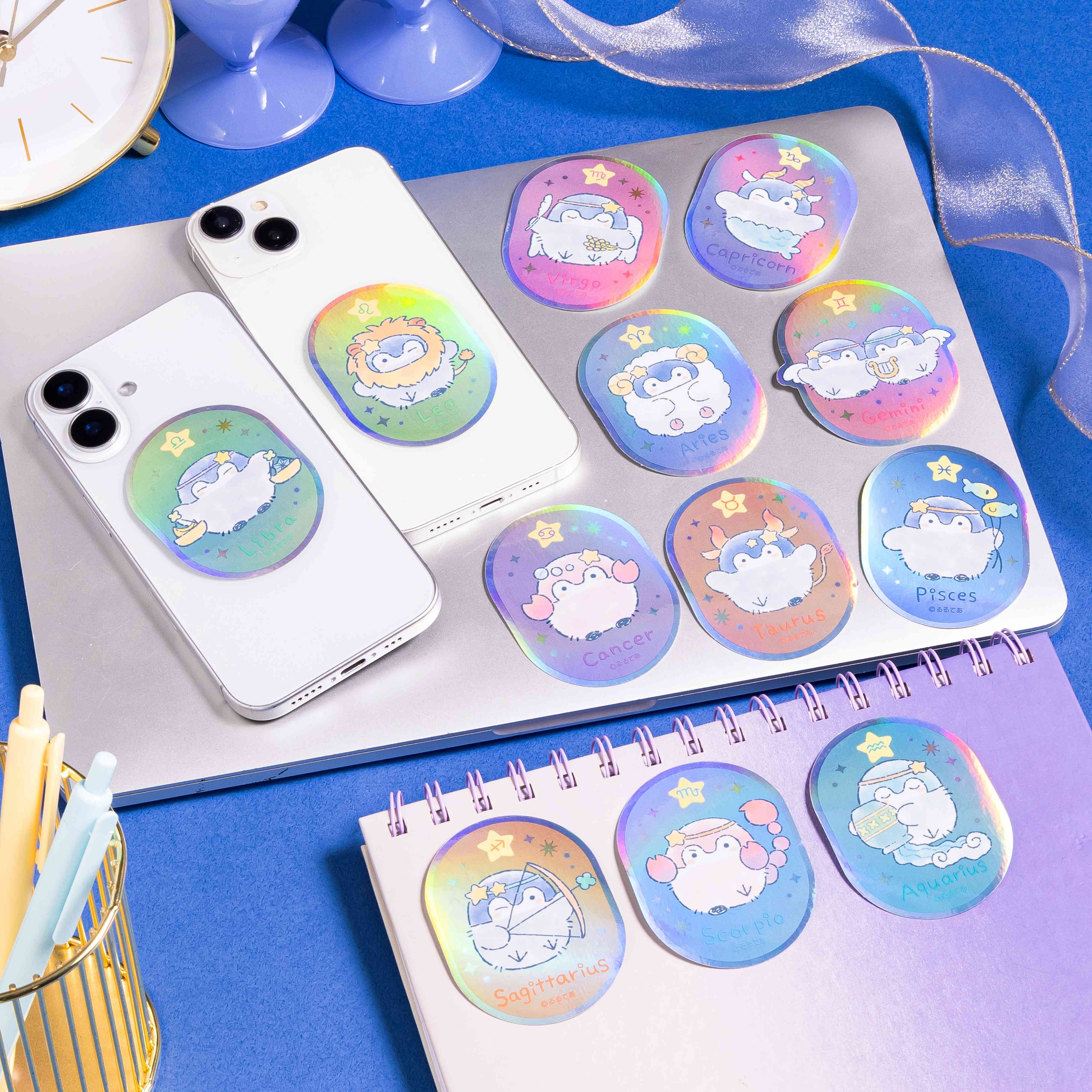 コウペンちゃん 君をみまもる星座なスマホに貼れるサイズのオーロラ